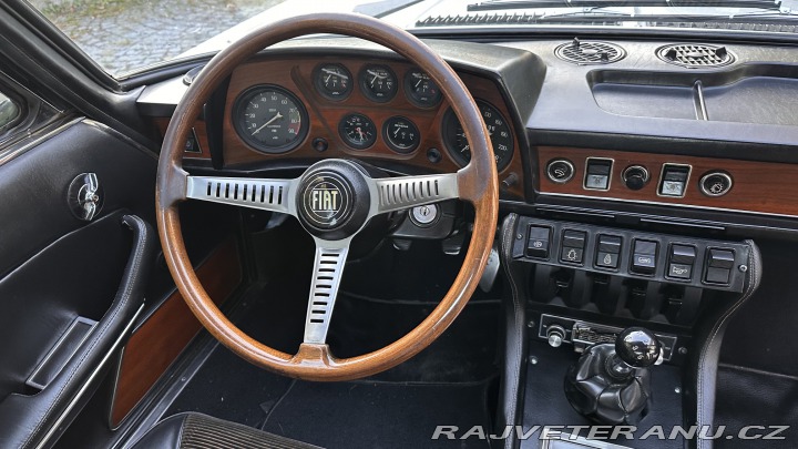 Fiat Dino 2400 coupe 1972