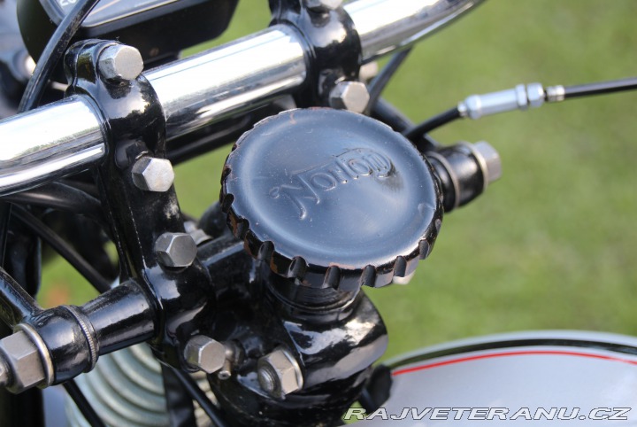 Norton Ostatní modely WD 16H 500cc - Bílé SPZ 1943