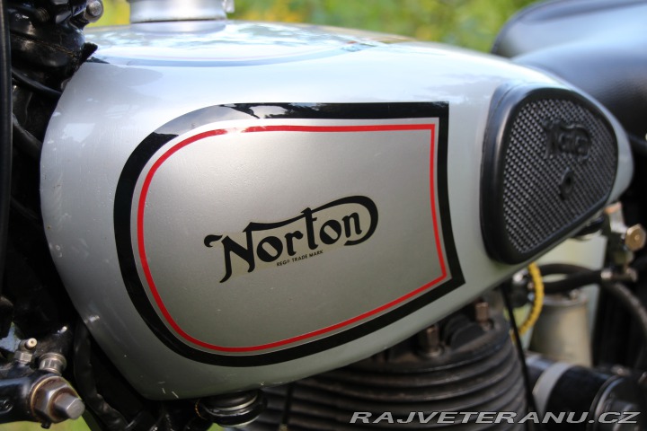 Norton Ostatní modely WD 16H 500cc - Bílé SPZ 1943