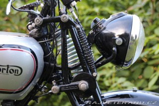 Norton Ostatní modely WD 16H 500cc - Bílé SPZ 1943