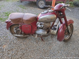 Jawa 175 Kývačka