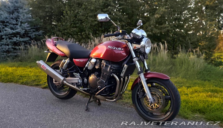 Suzuki GSX 750 Inazuma 1998
