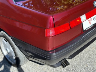 Alfa Romeo 164 3.0 V6 1992