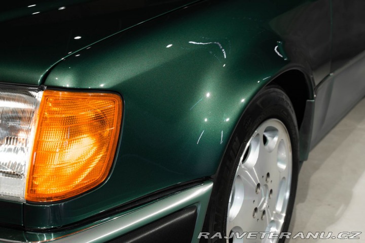 Mercedes-Benz E 1991