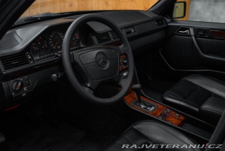 Mercedes-Benz E 1991
