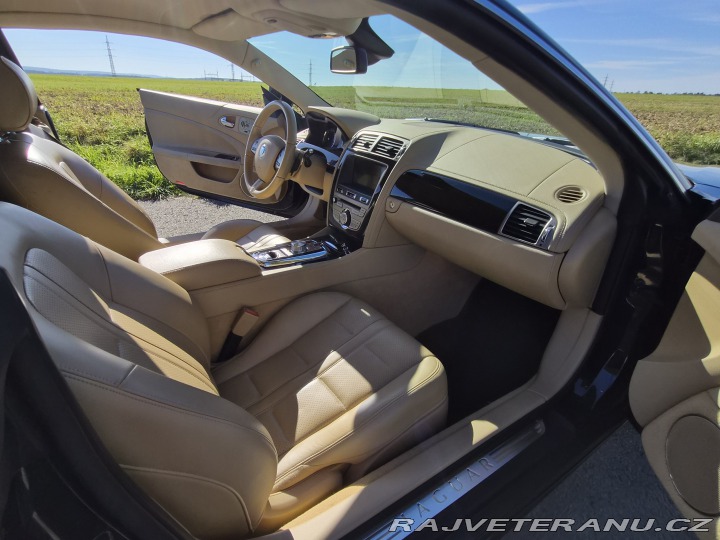 Jaguar XK  2010
