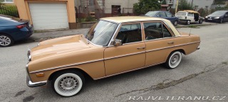 Mercedes-Benz 220 W115