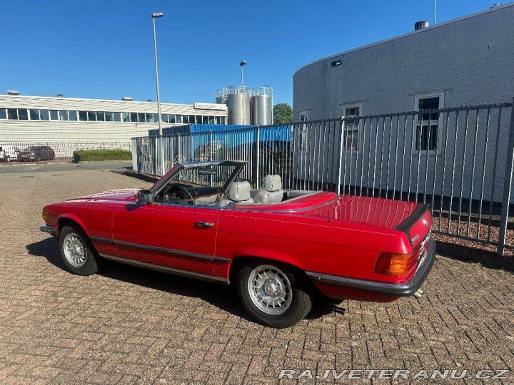 Mercedes-Benz 500 SL 1983