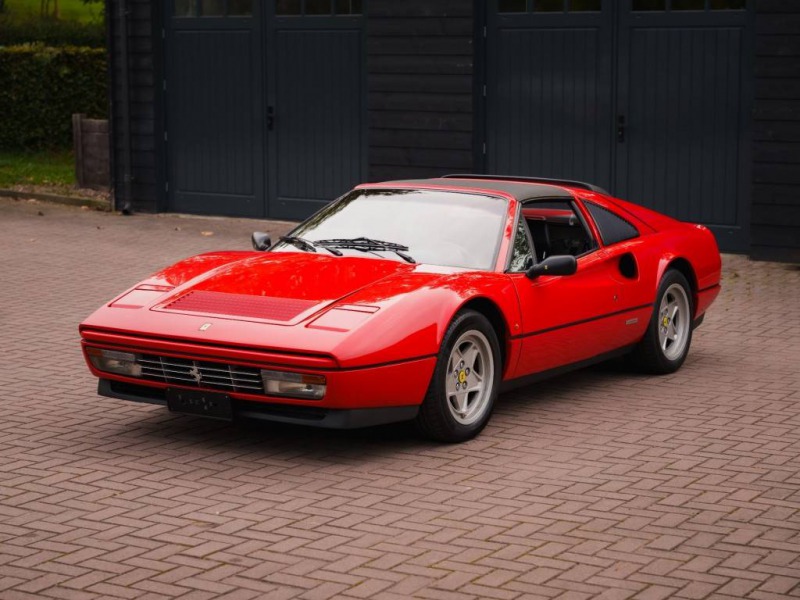 Ferrari 328 GTS Rosso Corsa – 3,2 V8