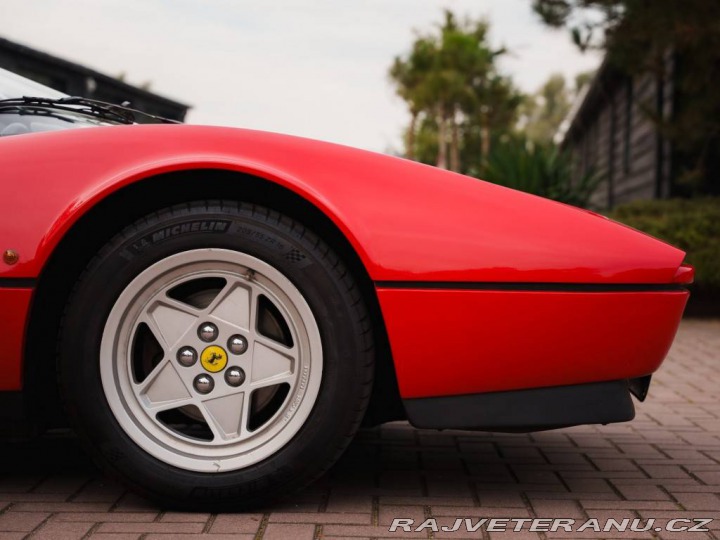 Ferrari 328 GTS Rosso Corsa – 3,2 V8 1987