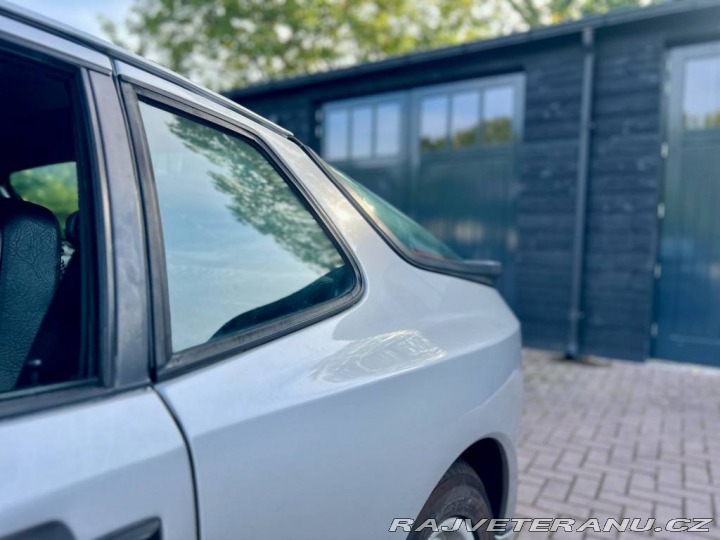 Porsche 944 1982