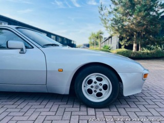 Porsche 944 1982