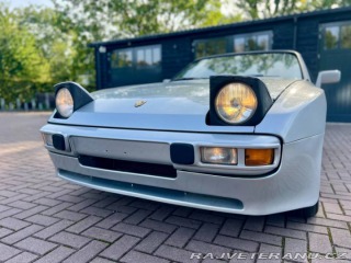 Porsche 944 1982