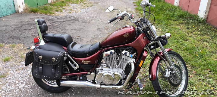 Suzuki Ostatní modely Intruder VS800 GL 1995