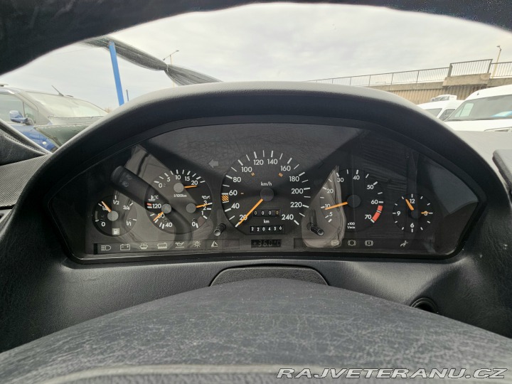 Mercedes-Benz SL R129 1992