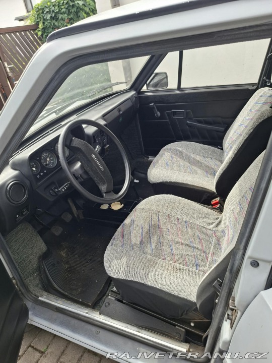 Škoda 120 1988