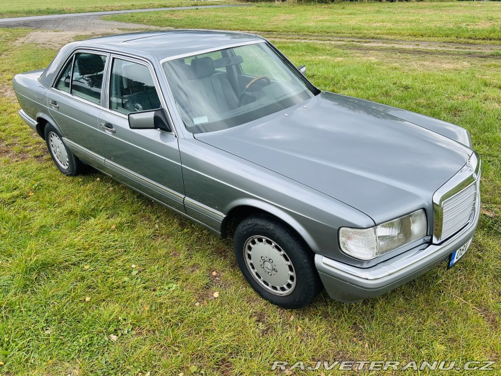 Mercedes-Benz 300 W126 300SE 1988