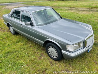 Mercedes-Benz 300 W126 300SE 1988