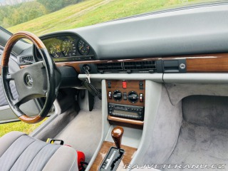 Mercedes-Benz 300 W126 300SE 1988