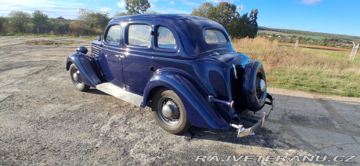 Ford V8 48 1935