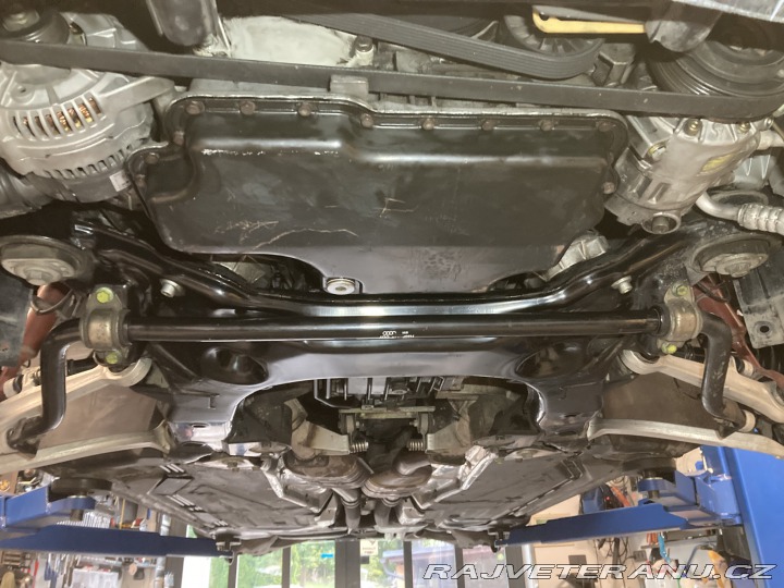 Audi S8 D2 1997