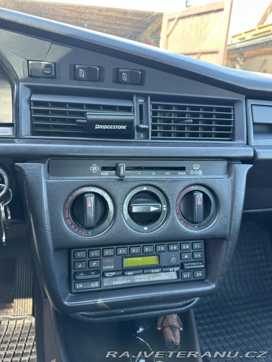 Mercedes-Benz 190 D 1987