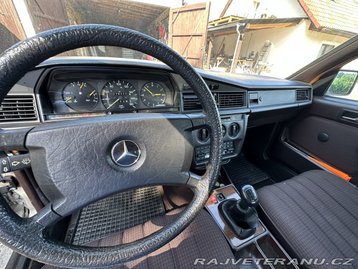 Mercedes-Benz 190 D 1987