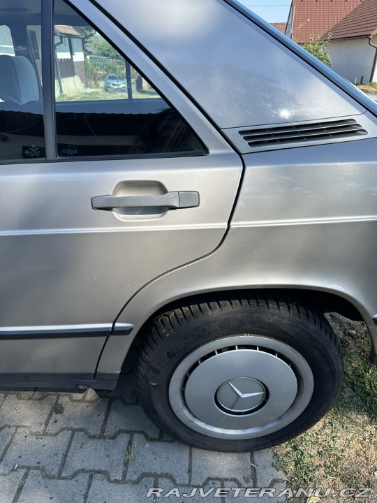 Mercedes-Benz 190 D 1987