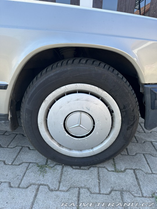 Mercedes-Benz 190 D 1987