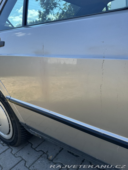 Mercedes-Benz 190 D 1987