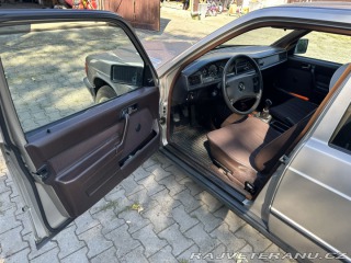 Mercedes-Benz 190 D 1987