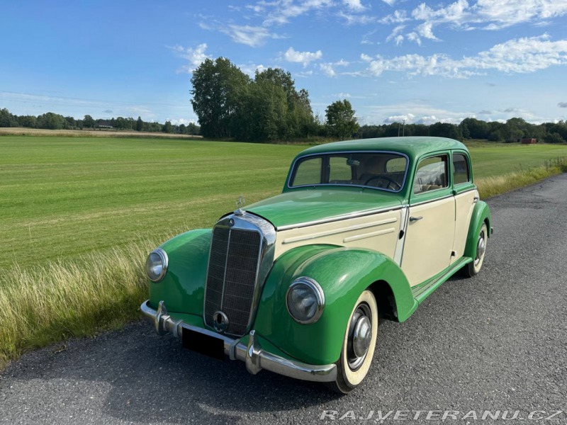 Mercedes-Benz 220 W187