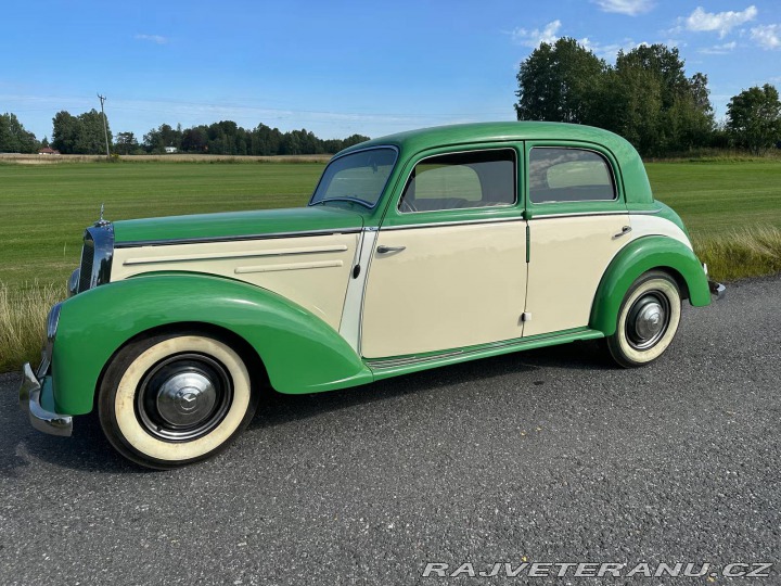 Mercedes-Benz 220 W187 1952