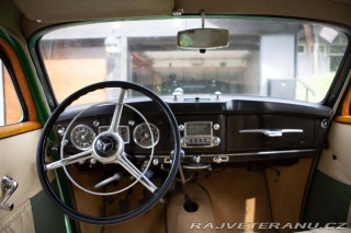 Mercedes-Benz 220 W187 1952