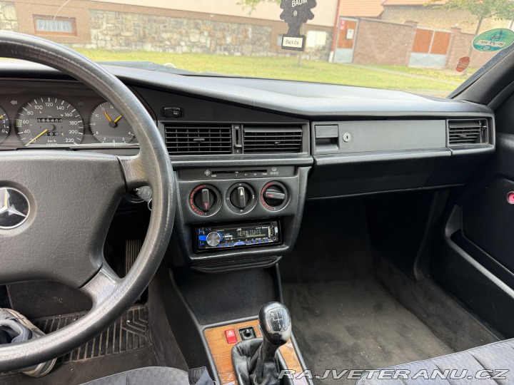 Mercedes-Benz 190  1992