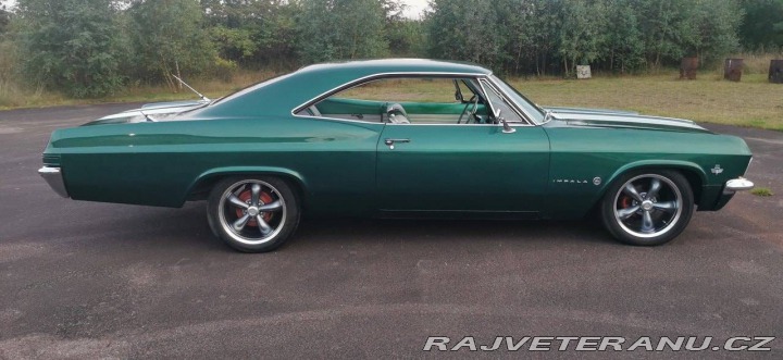 Chevrolet Impala V8 350 1965