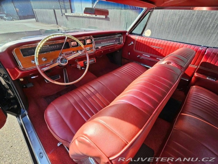 Pontiac Bonneville 1966