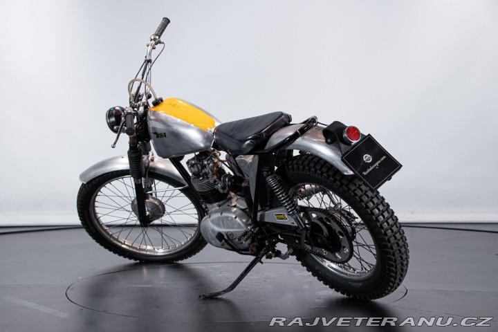 BSA C15 250 C15 TRIAL 1963