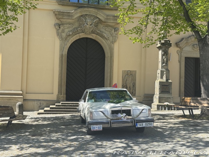 Lincoln Mark 1983