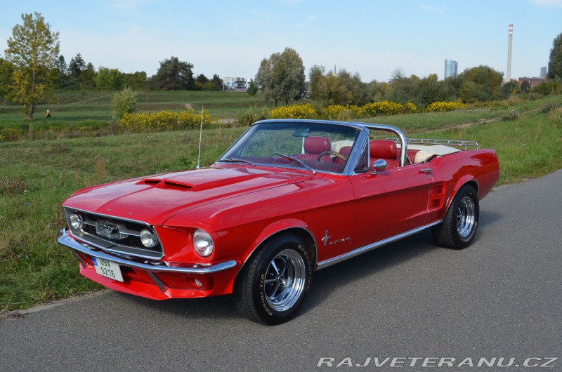 Ford Mustang Convertible Sports Sprint
