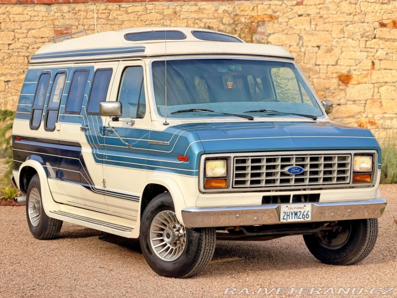 Ford Econoline E-350 7.5 V8 | Contempo