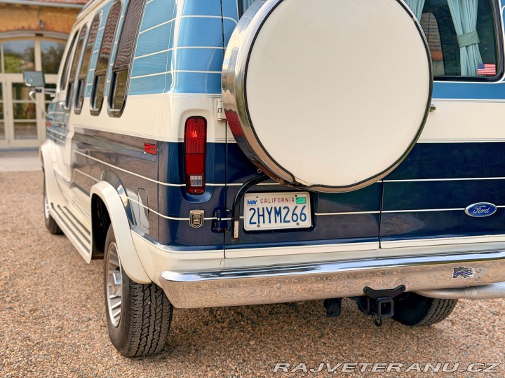 Ford Econoline E-350 7.5 V8 | Contempo 1987