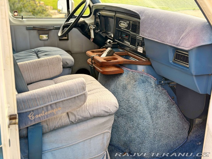 Ford Econoline E-350 7.5 V8 | Contempo 1987