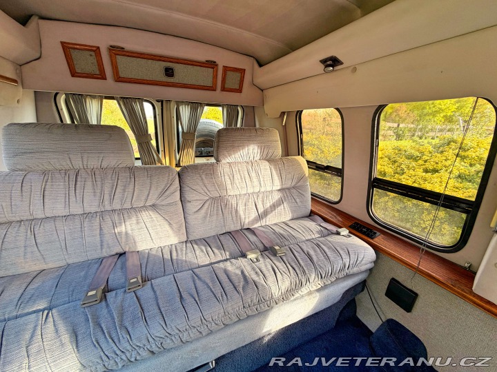 Ford Econoline E-350 7.5 V8 | Contempo 1987