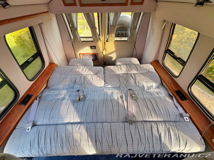 Ford Econoline E-350 7.5 V8 | Contempo 1987