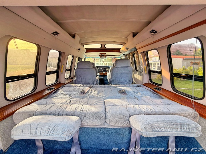 Ford Econoline E-350 7.5 V8 | Contempo 1987