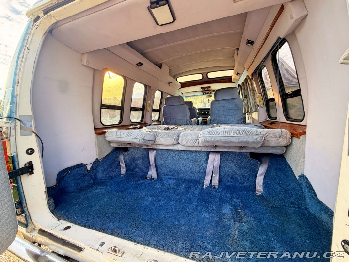Ford Econoline E-350 7.5 V8 | Contempo 1987