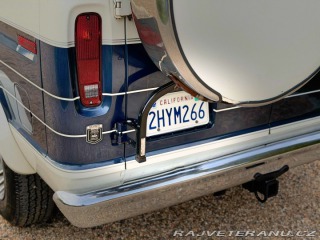 Ford Econoline E-350 7.5 V8 | Contempo 1987