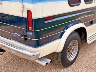 Ford Econoline E-350 7.5 V8 | Contempo 1987