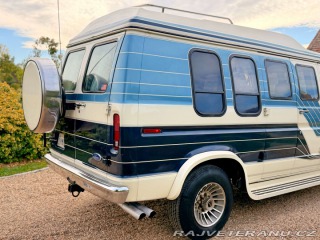 Ford Econoline E-350 7.5 V8 | Contempo 1987